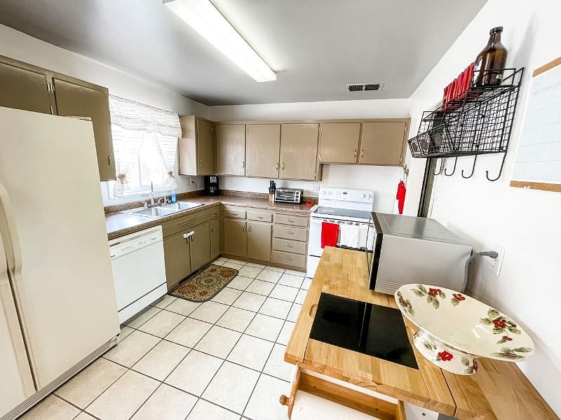 Furnished Finder property 379171_1 photo 4