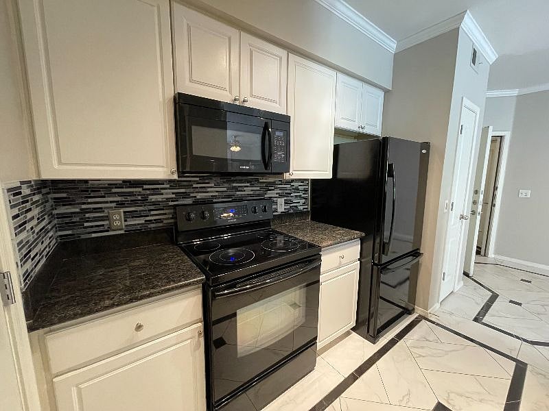 Furnished Finder property 379203_1 photo 9