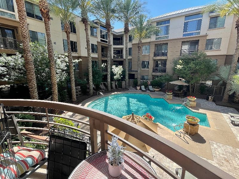 Furnished Finder property 379203_1 photo 12