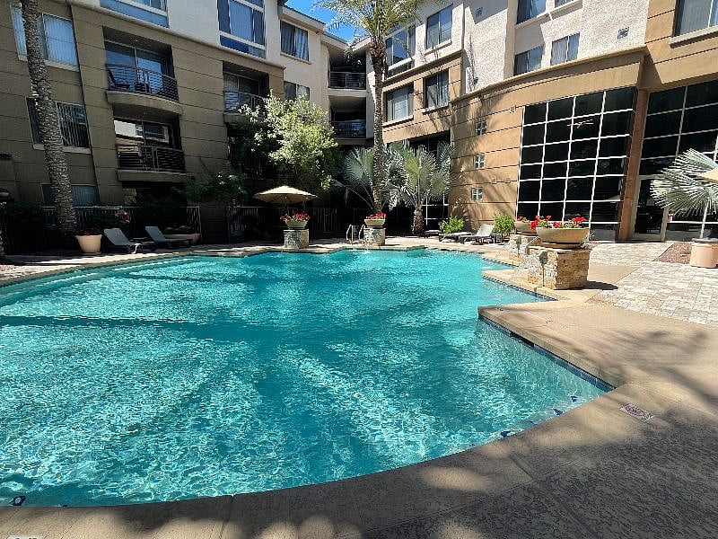 Furnished Finder property 379203_1 photo 25