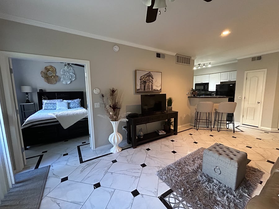 Furnished Finder property 379203_1 photo 32