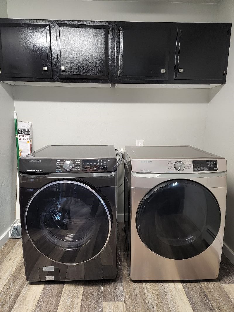 washer & dryer are in unit