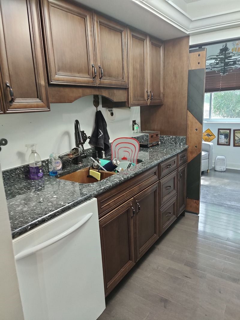 Furnished Finder property 379409_1 photo 13