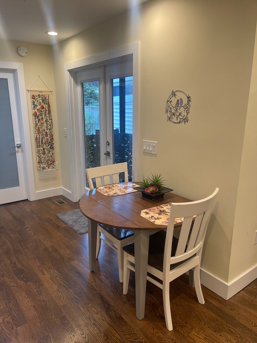 Furnished Finder property 379422_1 photo 5