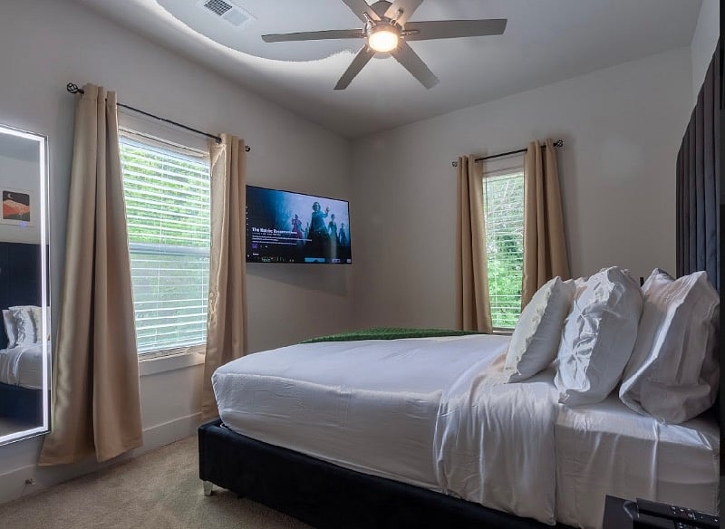Furnished Finder property 379425_1 photo 14