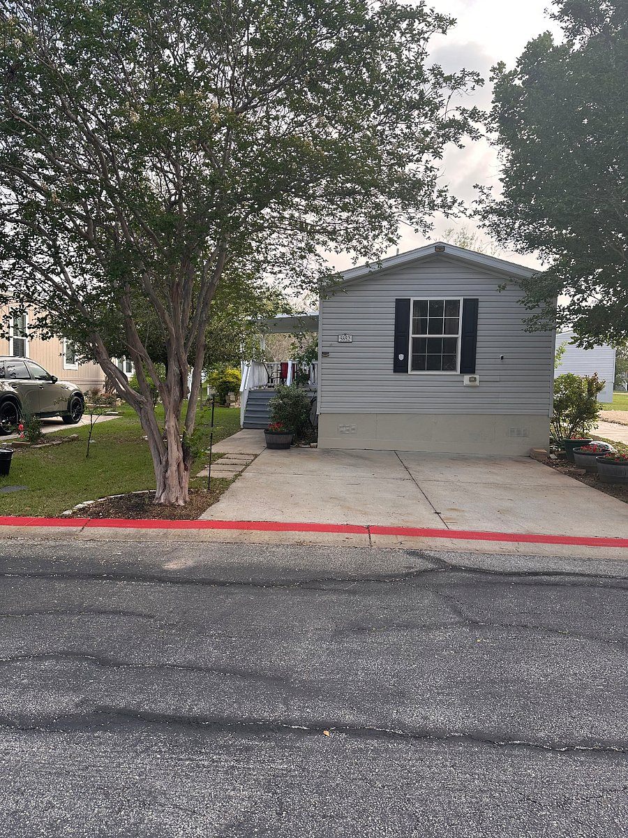 Furnished Finder property 379449_1 photo 1