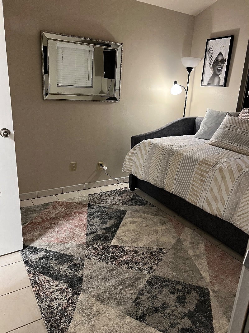 Furnished Finder property 379512_1 photo 3