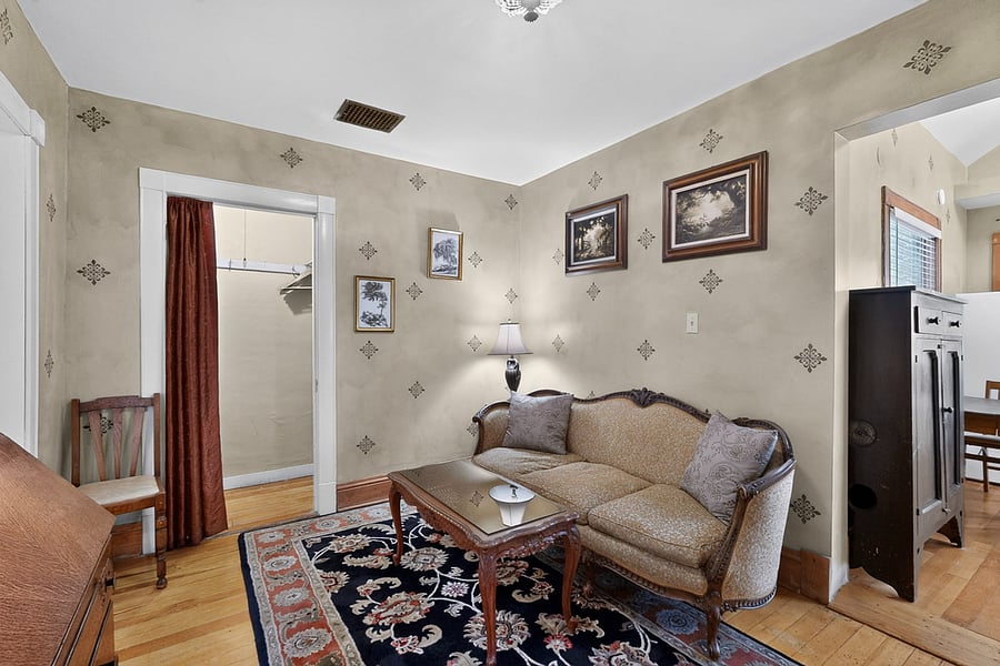 Furnished Finder property 379543_1 photo 9