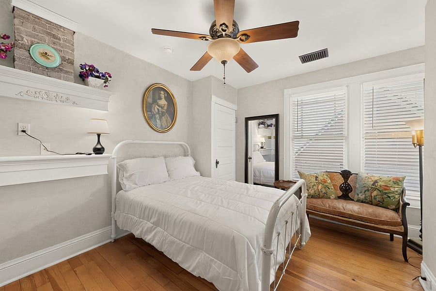 Furnished Finder property 379543_1 photo 16