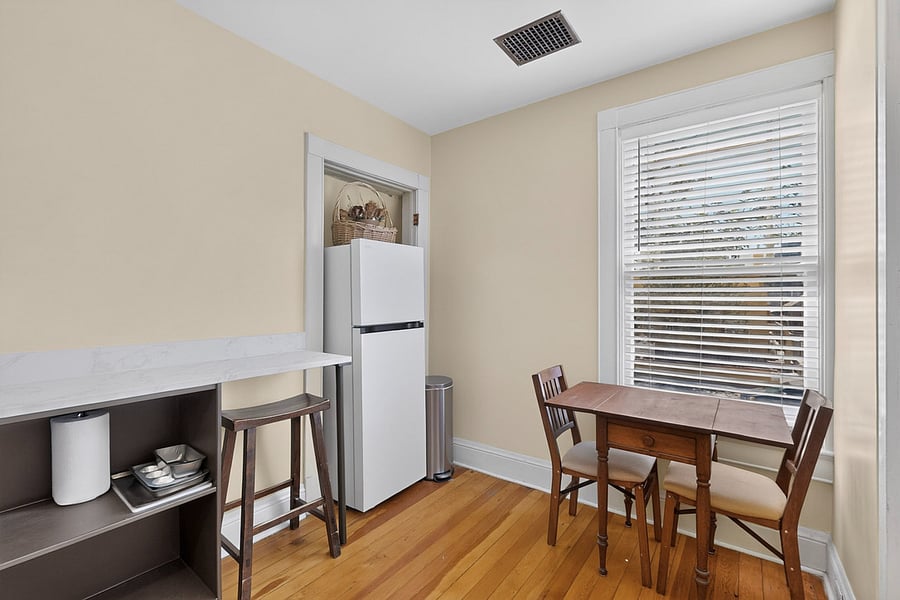 Furnished Finder property 379543_2 photo 16