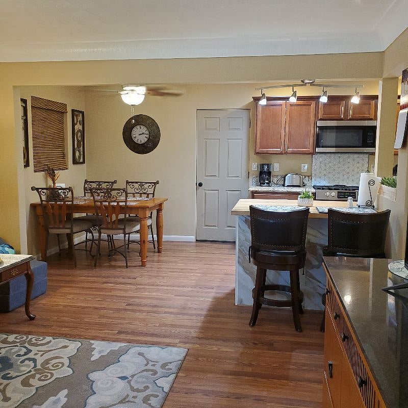 Furnished Finder property 379565_1 photo 5