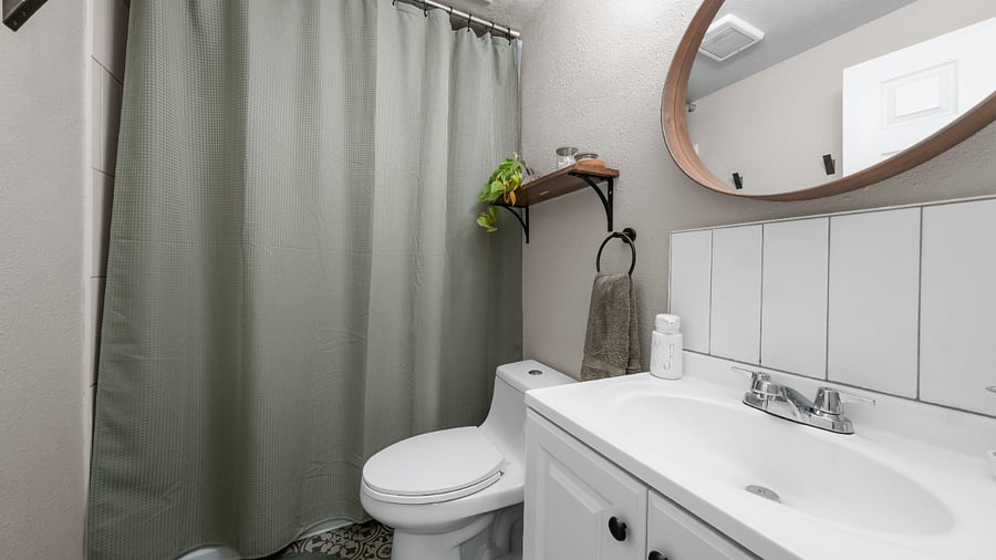 Furnished Finder property 379579_2 photo 6