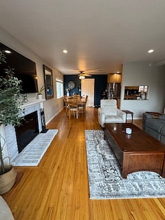 Furnished Finder property 379595_1 photo 12
