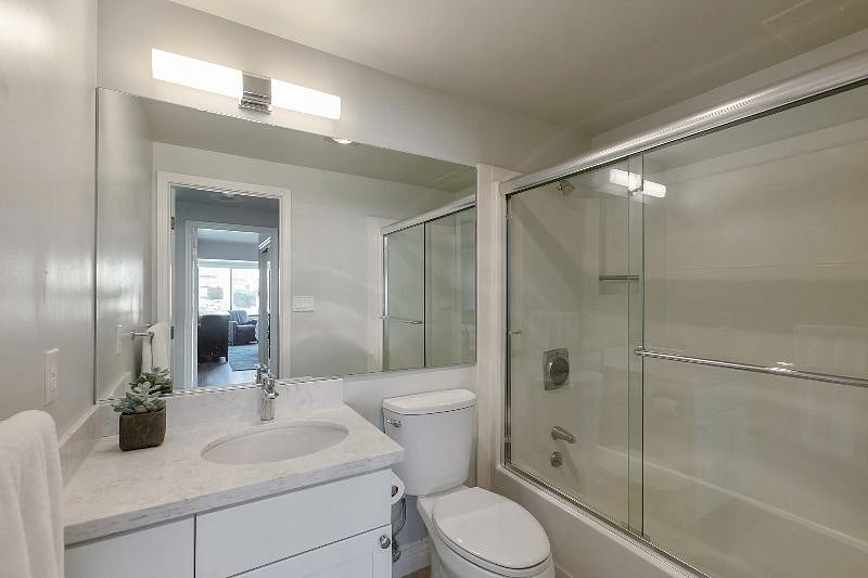 Furnished Finder property 379603_1 photo 14