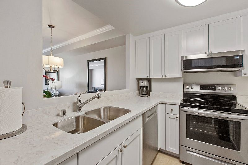 Furnished Finder property 379603_1 photo 5