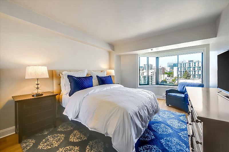 Furnished Finder property 379603_1 photo 11
