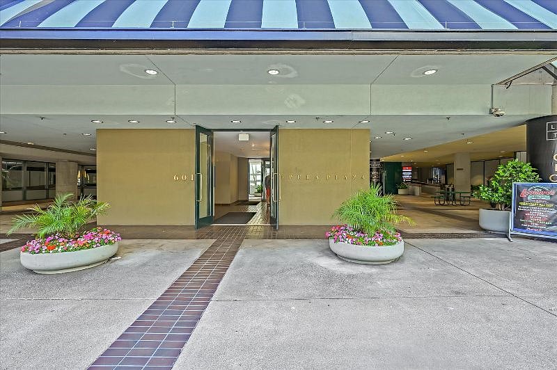 Furnished Finder property 379603_1 photo 3