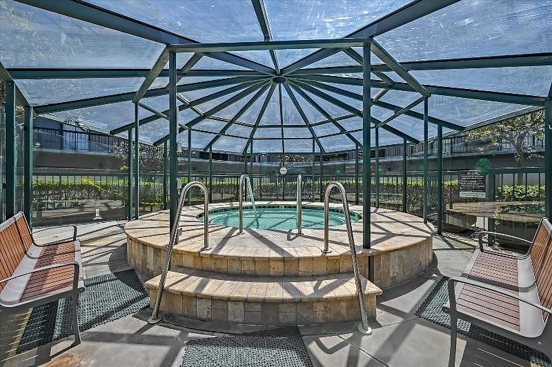 Furnished Finder property 379603_1 photo 19