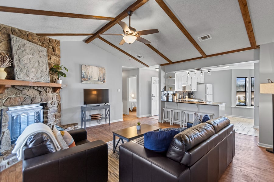 Furnished Finder property 379615_1 photo 3