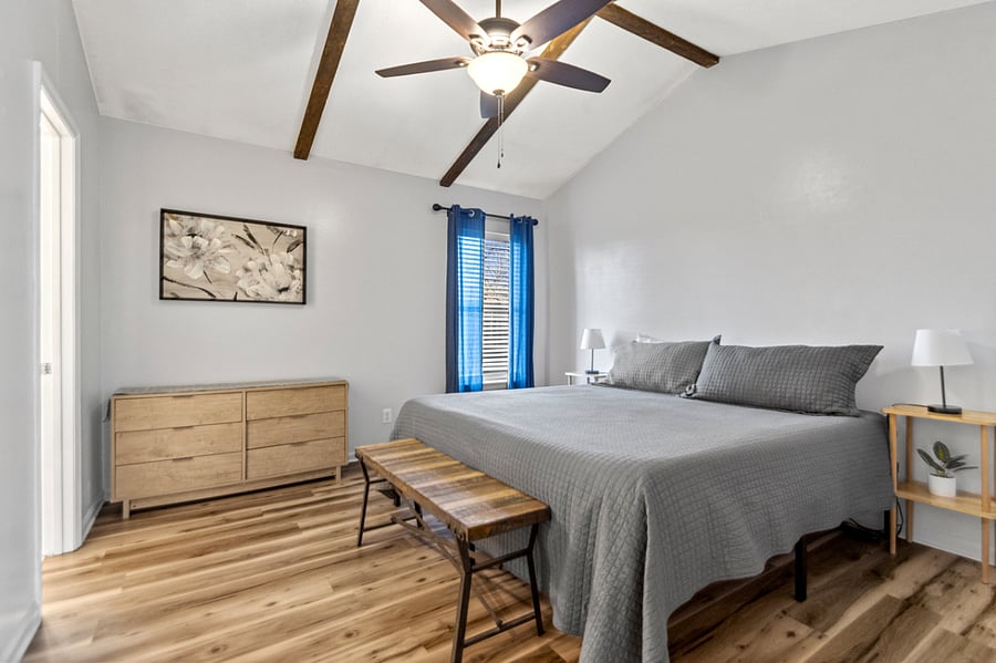 Furnished Finder property 379615_1 photo 17