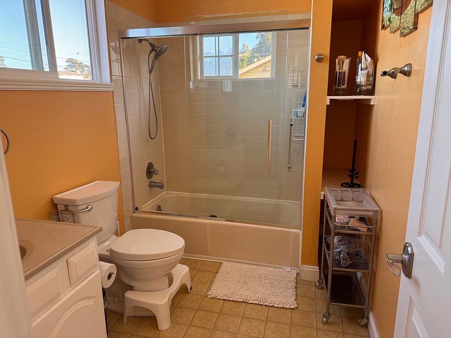 Furnished Finder property 379633_1 photo 4