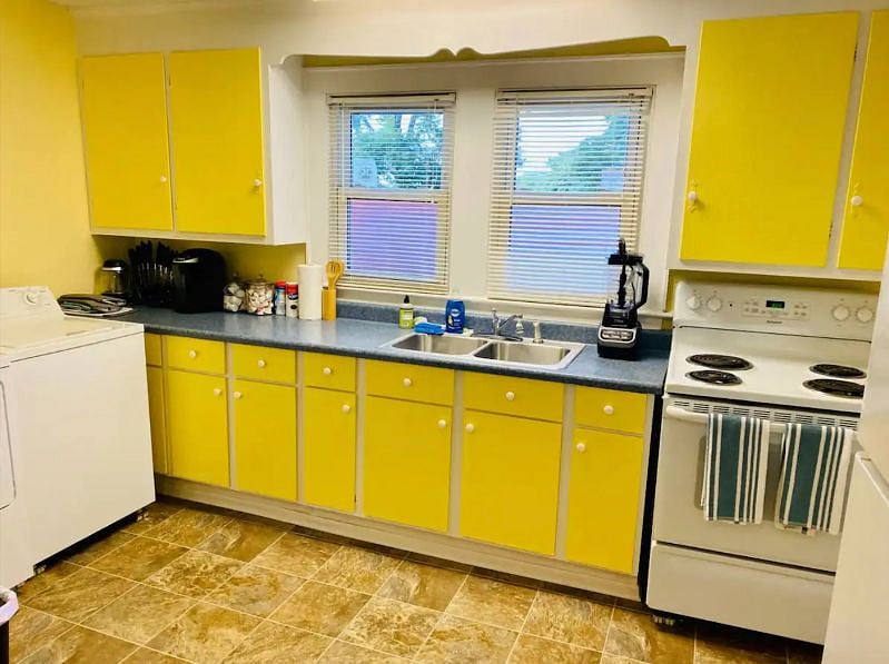 Furnished Finder property 379656_1 photo 6
