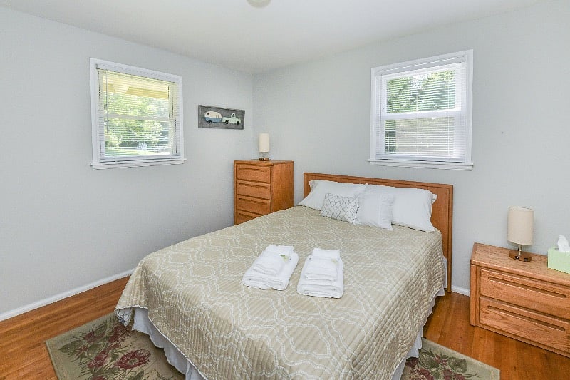 Queen bed; USB ports; ample storage space
