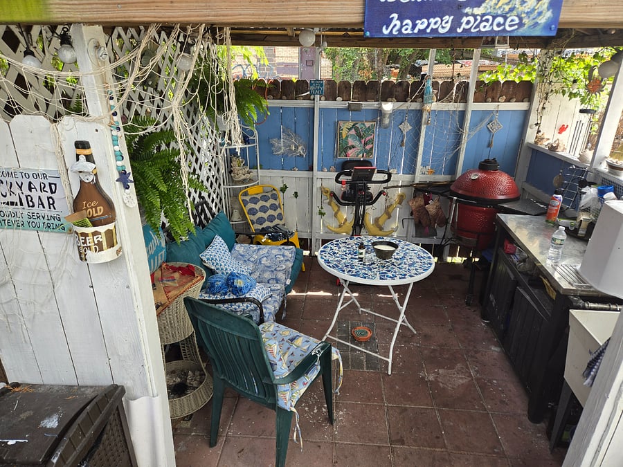 Furnished Finder property 379730_1 photo 11