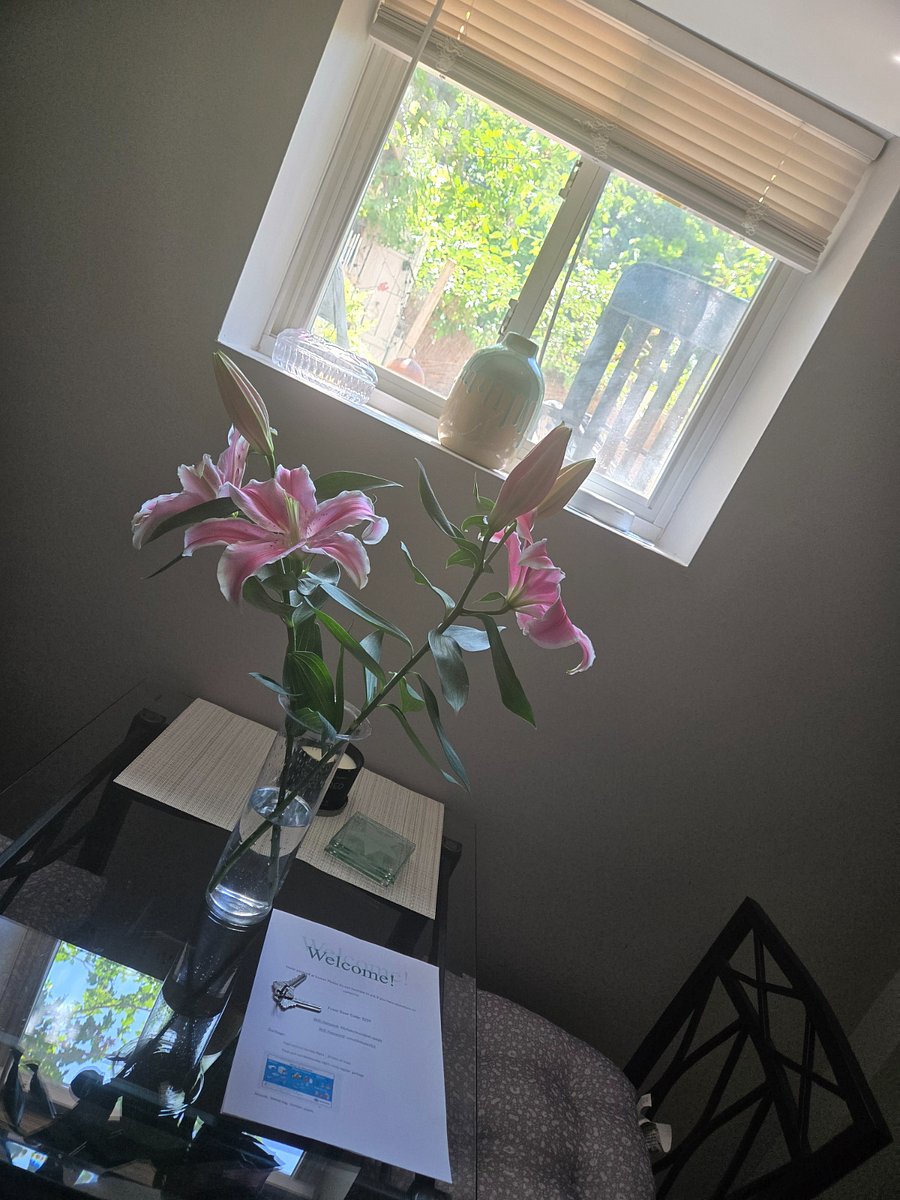 Furnished Finder property 379730_2 photo 10