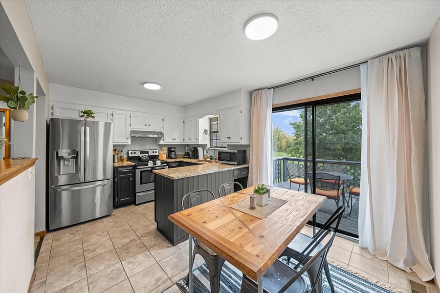 Furnished Finder property 379734_1 photo 14