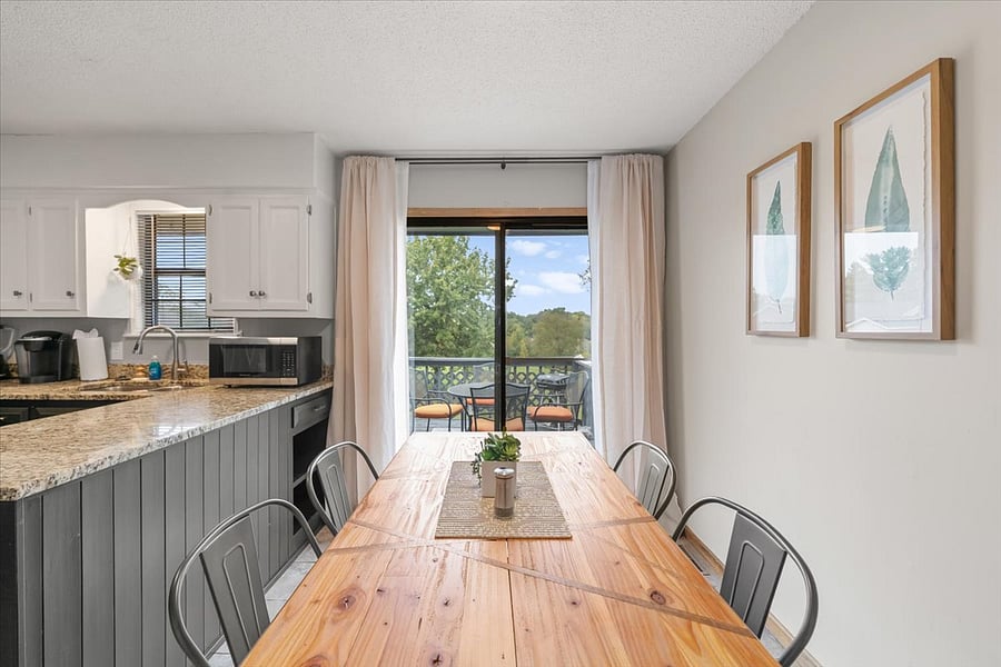 Furnished Finder property 379734_1 photo 17