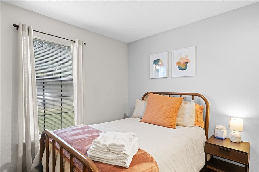 Furnished Finder property 379734_1 photo 18