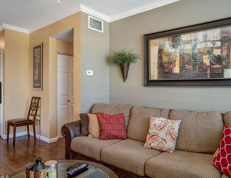 Furnished Finder property 379746_1 photo 4