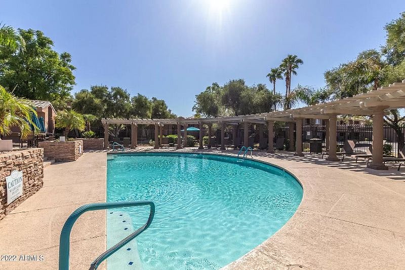 Furnished Finder property 379746_1 photo 29