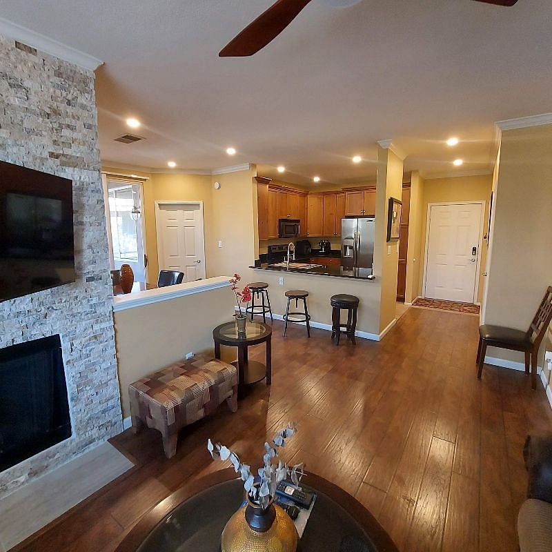 Furnished Finder property 379746_1 photo 7