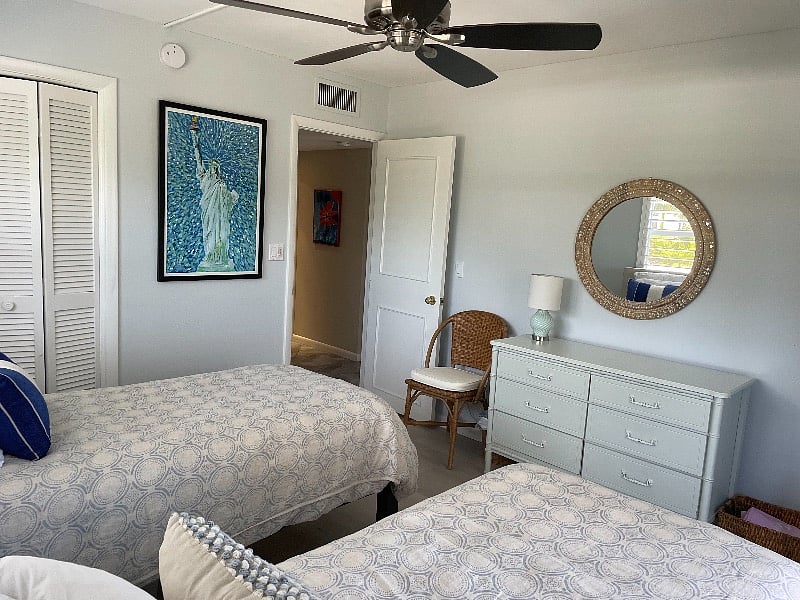 Different view of Twin Bedroom.