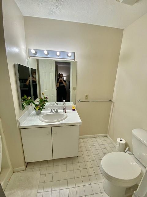 Furnished Finder property 379818_1 photo 3