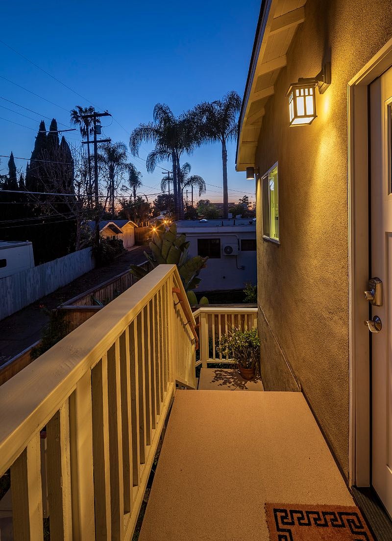 Furnished Finder property 379826_1 photo 16