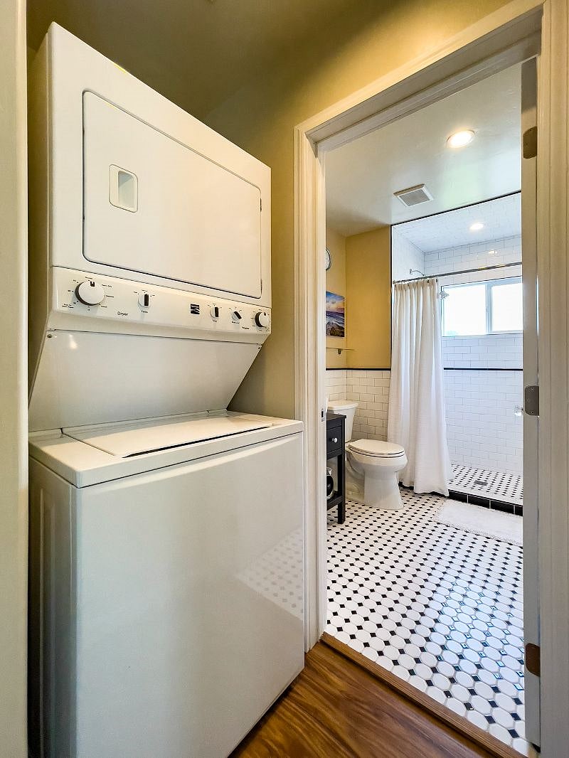 Furnished Finder property 379826_1 photo 10