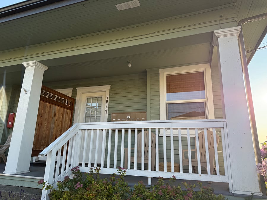 Furnished Finder property 379848_3 photo 1