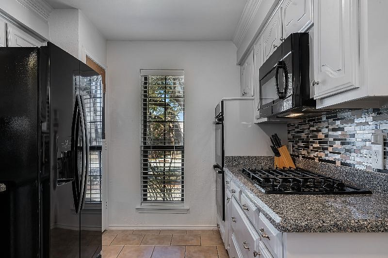 Furnished Finder property 379881_1 photo 15