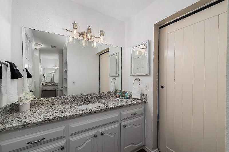 Furnished Finder property 379881_1 photo 30