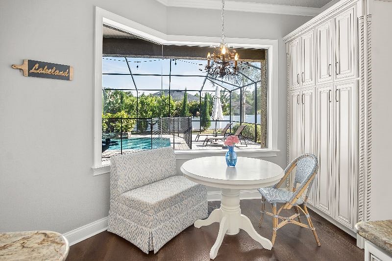 Furnished Finder property 379909_1 photo 6