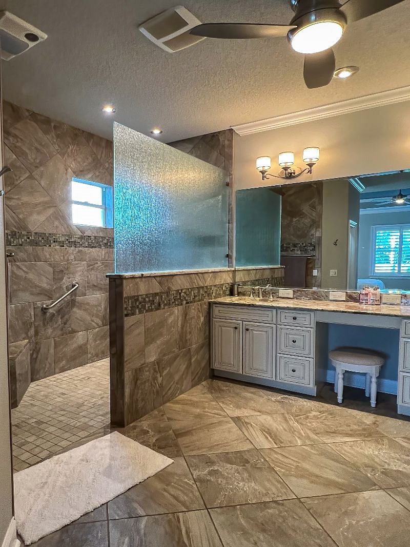 Furnished Finder property 379909_1 photo 12