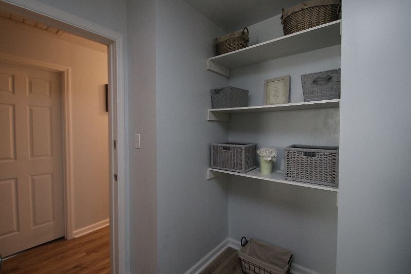 Furnished Finder property 379981_1 photo 11