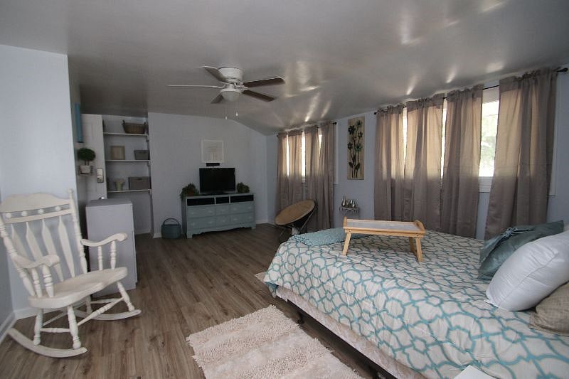 Furnished Finder property 379981_1 photo 14