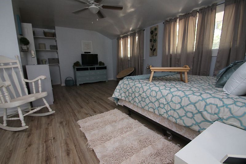 Furnished Finder property 379981_1 photo 16