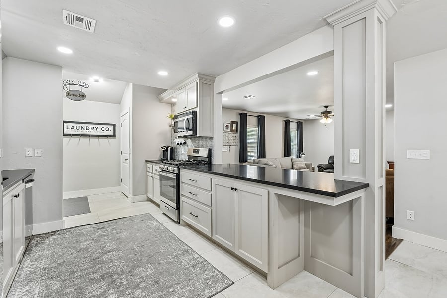 Furnished Finder property 380022_3 photo 15