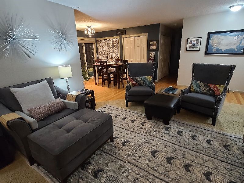 Furnished Finder property 380043_1 photo 6