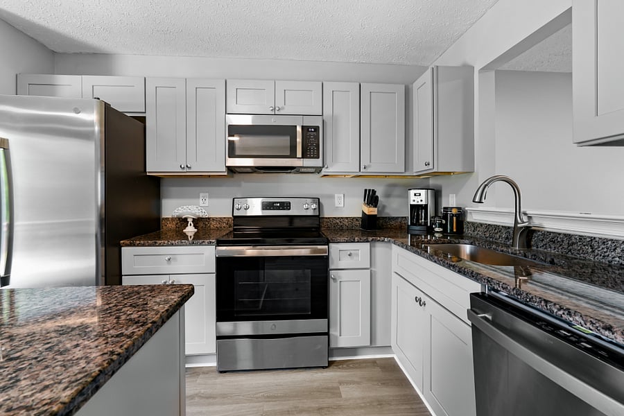 Furnished Finder property 380076_1 photo 9